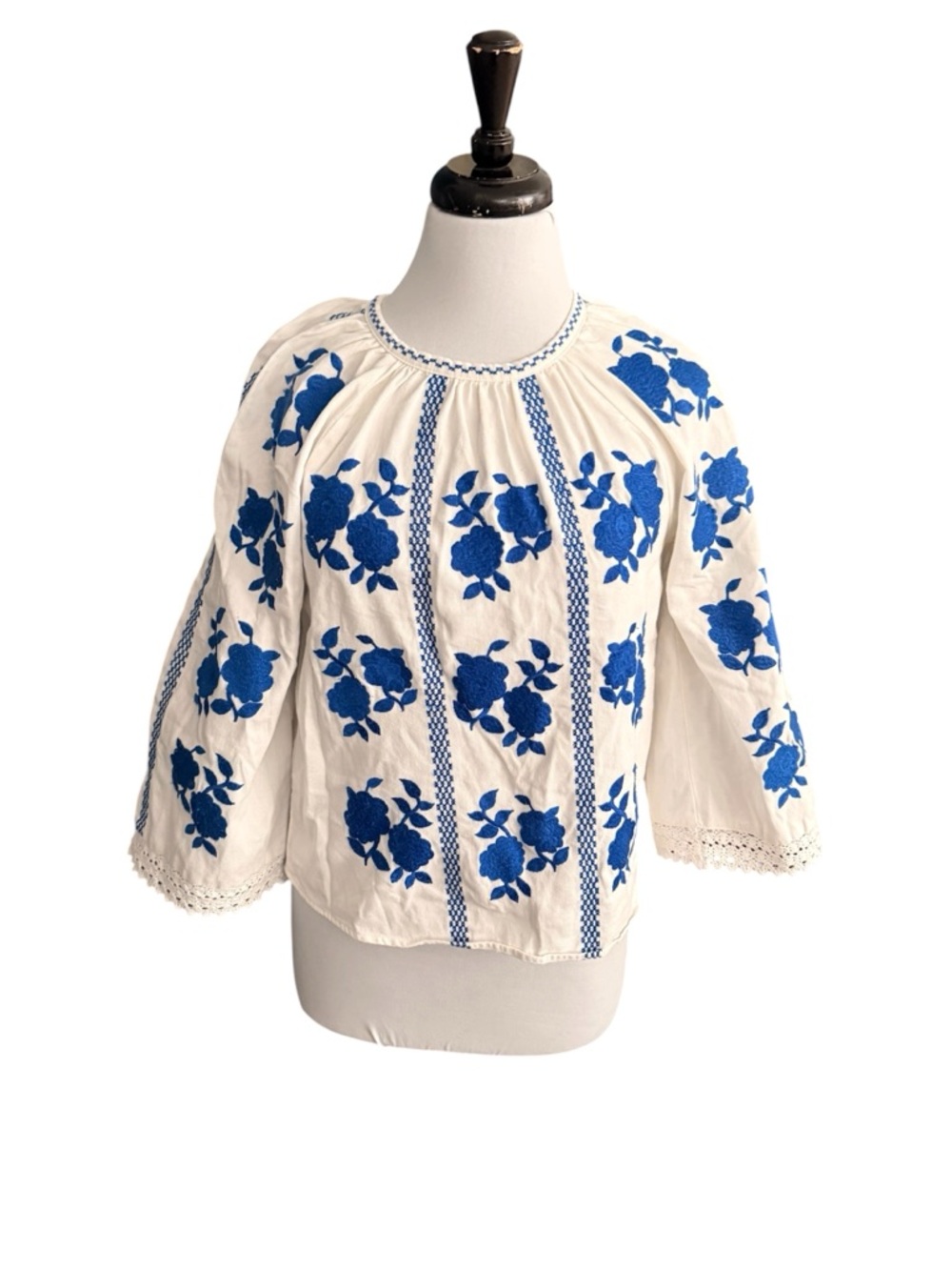 Sezane Rina Floral Embroidered White & Blue Blouse Size 34 (2)